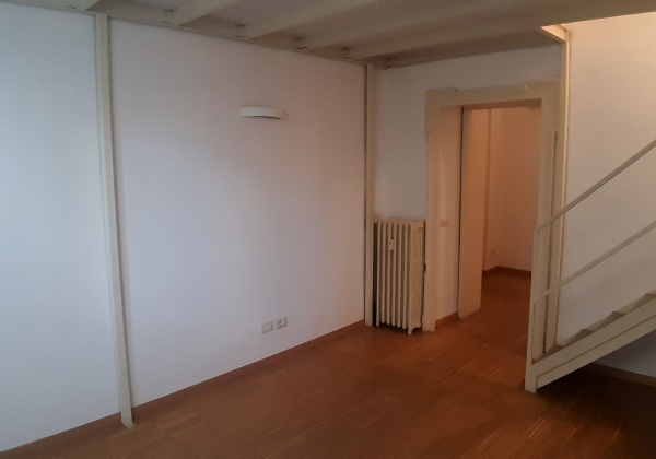 Milano (MI), Viale ABRUZZI, 0 , 2 Stanze Stanze,1 BagnoBathrooms,Ufficio,Affitto,Viale ABRUZZI ,0,1147