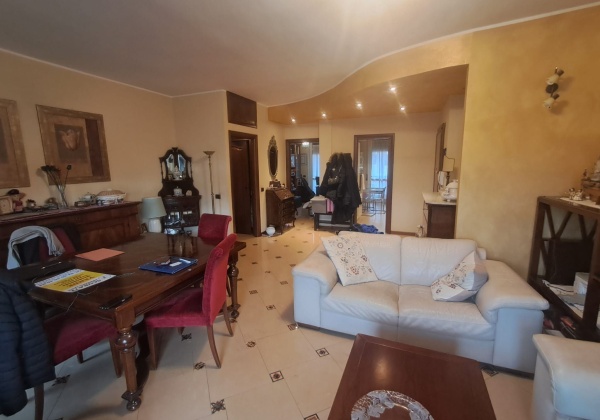 Milano (MI), Via GIUSEPPE CAROZZI, 3 Stanze da Letto Stanze da Letto, 4 Stanze Stanze,2 BathroomsBathrooms,Appartamento,Vendita,Via GIUSEPPE CAROZZI,0,1151